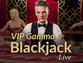 高接抵挡，薛庆浩全场数据：1击球1解围6扑救，获评7.5分